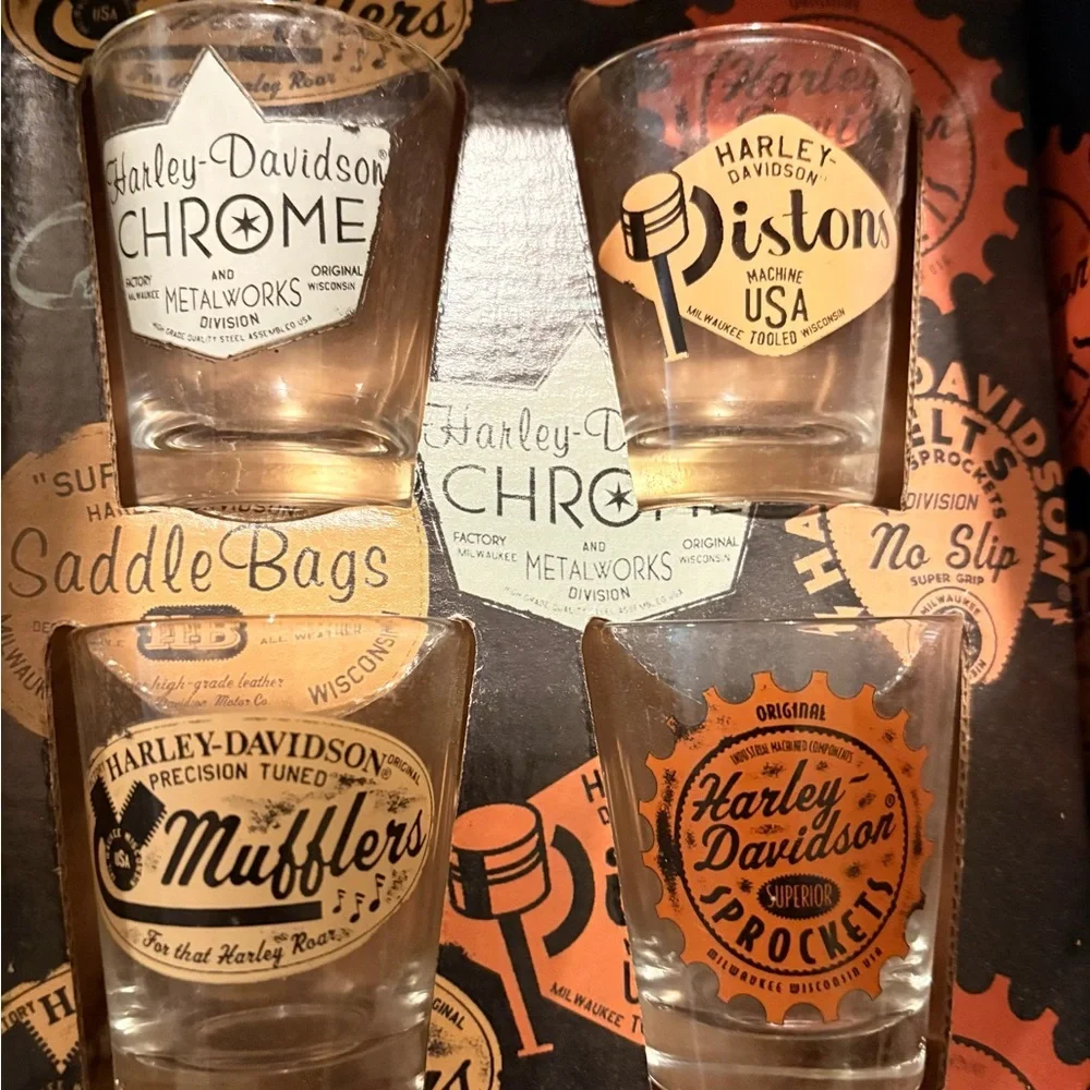 NIB Harley-Davidson Col-Parts Vintage Stamp Shot Glass Set